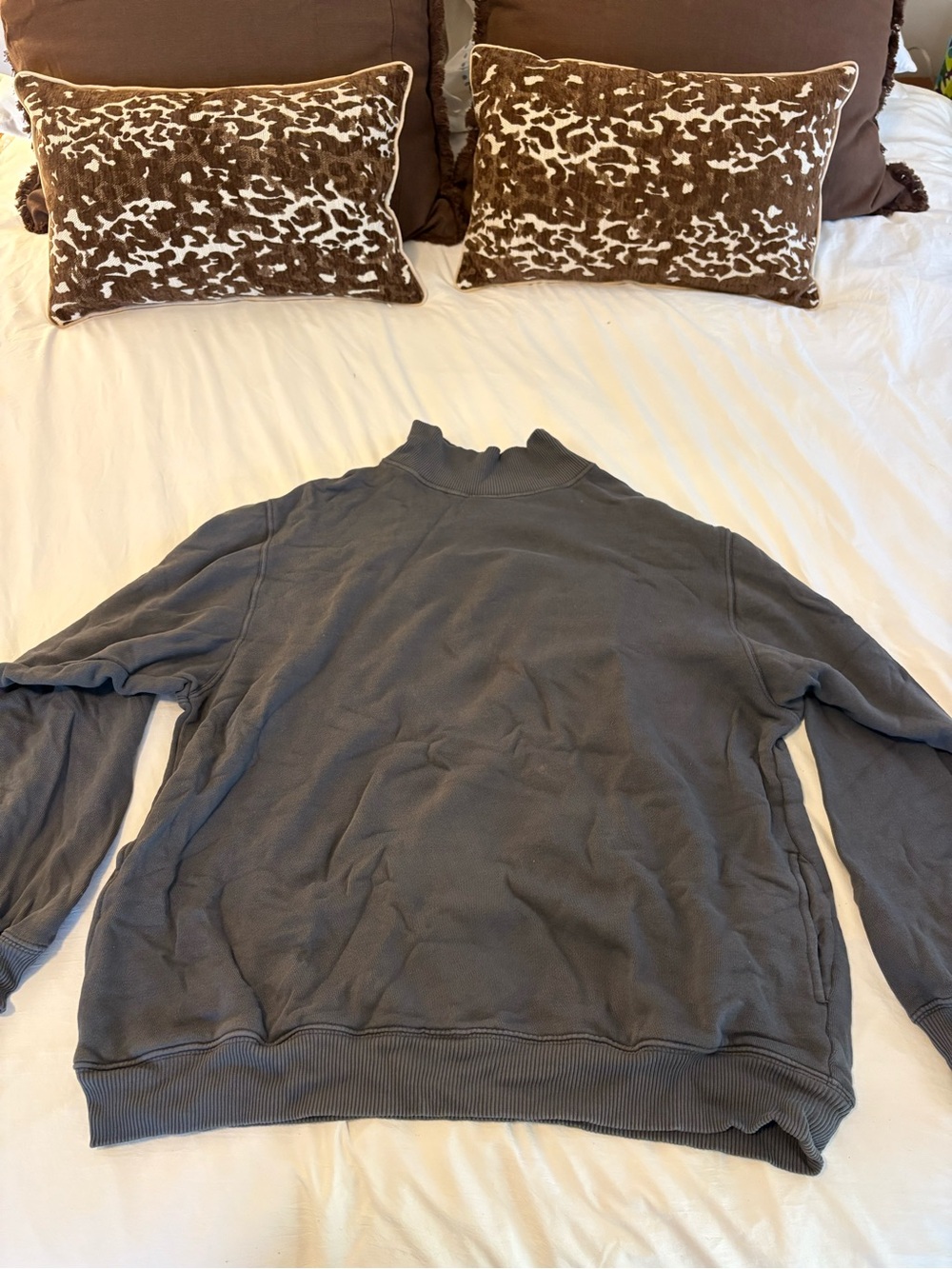 aerie Men's Crewneck Sweater in Slate Gray